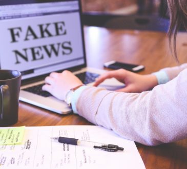 Facebook vs "fake news"