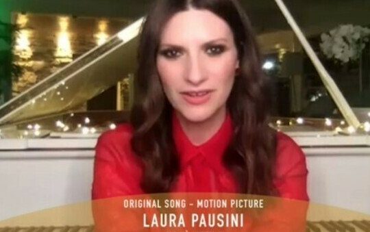 laura pausini golden globes